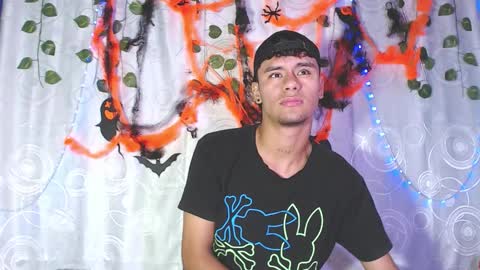 Snapshot of connor_michael chatting on 10-12-25, 08:52 connor_michael online show from 10-12-25, 08:52