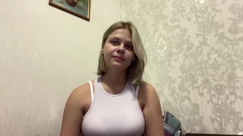 Snapshot of constancecovil chatting on 03-06-26, 12:23 Viktorina online show from 03-06-26, 12:23