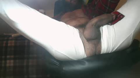 Snapshot of constructorcock chatting on 01-01-25, 12:44 bearded hairy pits big brown cock online show from 01-01-25, 12:44