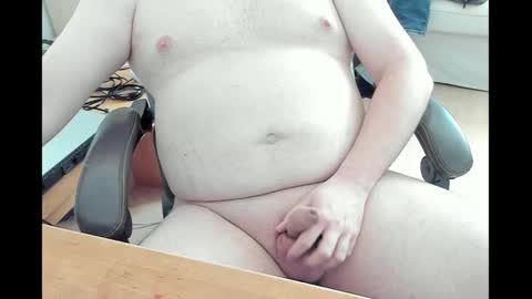 Snapshot of consuela0112 chatting on 12-15-25, 10:19 consuela0112 online show from 12-15-25, 10:19