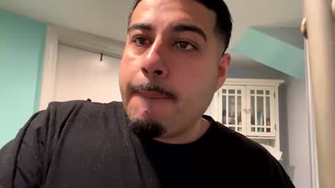 Snapshot of cookie_monster8593 chatting on 11-29-25, 03:37 cookie_monster8593 online show from 11-29-25, 03:37