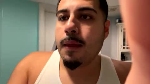 Snapshot of cookie_monster8593 chatting on 12-01-25, 02:33 cookie_monster8593 online show from 12-01-25, 02:33