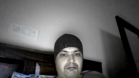 Snapshot of cool_breeze09 chatting on 10-26-25, 01:22 Cool Breeze09 online show from 10-26-25, 01:22