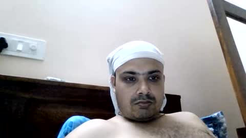 Snapshot of cool_breeze09 chatting on 05-25-26, 07:03 Cool Breeze09 online show from 05-25-26, 07:03