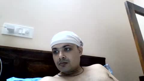 Cool Breeze09 online show from 07-16-26, 06:41