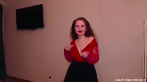 Snapshot of coolamber chatting on 02-28-25, 02:20 Amber online show from 02-28-25, 02:20