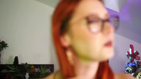 Ginger The Cringer online show from 12-20-24, 09:21