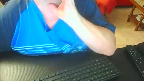 Snapshot of coquin375 chatting on 10-17-25, 06:32 coquin375 online show from 10-17-25, 06:32