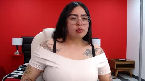 Cora online show from 04-14-26, 11:16