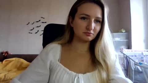 Snapshot of cora_fora chatting on 09-30-25, 09:47 cora_fora online show from 09-30-25, 09:47