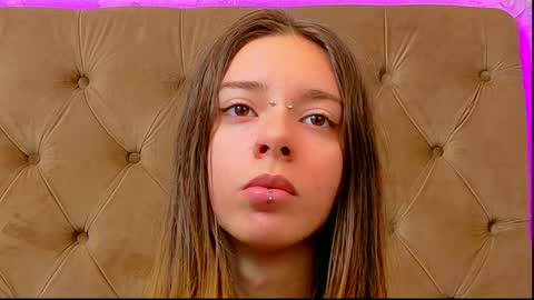 CoraVex online show from 05-24-26, 03:44