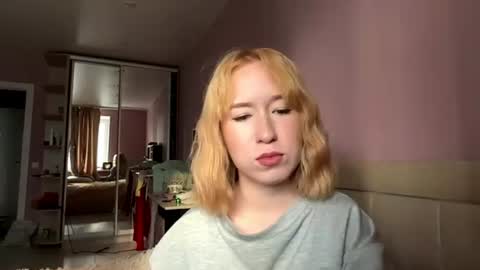 Snapshot of coradreith chatting on 07-23-26, 03:10 Kira online show from 07-23-26, 03:10