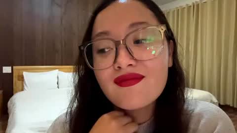 Sara online show from 07-31-26, 12:26