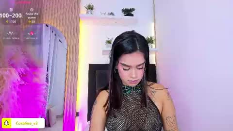 Coraline connected from 10 pm to 6 am Colombia time online show from 06-16-26, 12:30