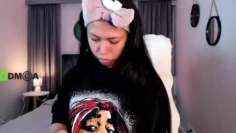 Coral Stefani online show from 10-03-25, 12:40