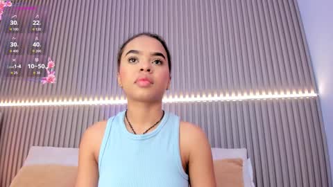coralineross_ online show from 09-11-25, 10:48