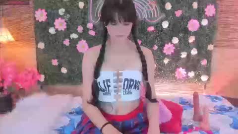 Snapshot of coralinexxx07 chatting on 09-16-25, 12:00 Coraline uwu Bienvenidos al dulce mundo de Coraline Hola amores soy Coraline Una chica tierna juguetona online show from 09-16-25, 12:00