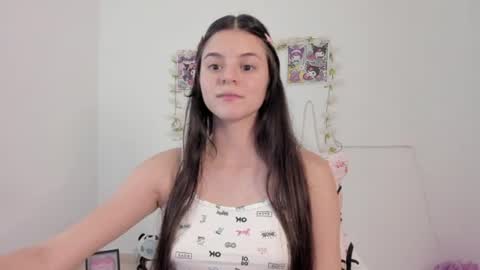 Snapshot of coralinexxx07 chatting on 07-16-26, 03:23 Coraline uwu Bienvenidos al dulce mundo de Coraline Hola amores soy Coraline Una chica tierna juguetona online show from 07-16-26, 03:23