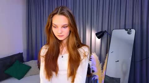 Lia online show from 11-12-25, 03:45