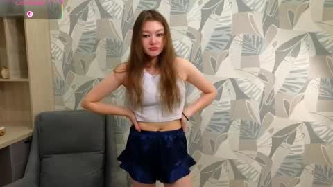 Leya online show from 10-19-25, 03:12