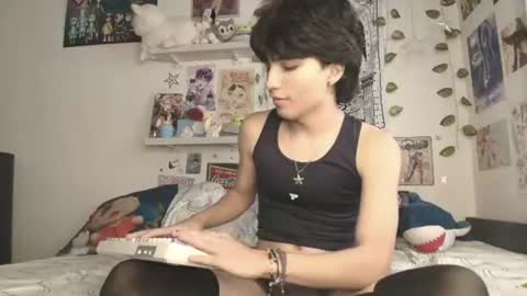 Snapshot of corey_moon chatting on 08-01-26, 03:22 Corey Glenn online show from 08-01-26, 03:22