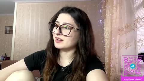 Elisheva online show from 02-11-26, 01:16