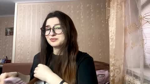 Elisheva online show from 02-13-26, 01:07
