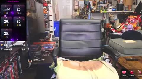 CoreyNiles96 online show from 12-01-25, 09:31