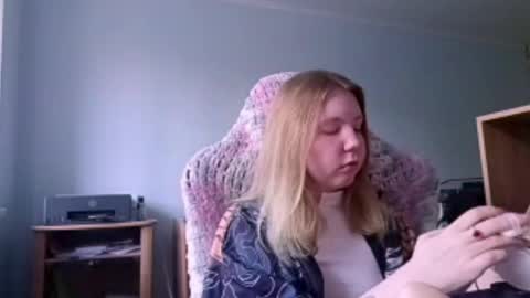 Elvi online show from 05-29-26, 08:56
