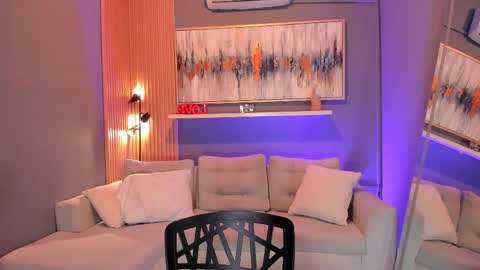 Cori online show from 11-07-25, 12:16