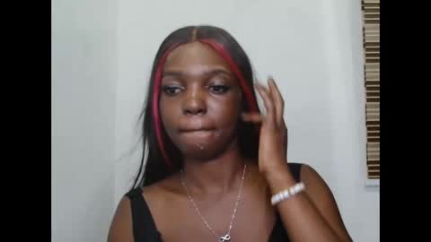 Snapshot of cornxcuntx chatting on 11-21-25, 08:51 cornxcuntx online show from 11-21-25, 08:51