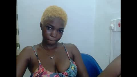 Snapshot of cornxcuntx chatting on 11-29-25, 11:41 cornxcuntx online show from 11-29-25, 11:41