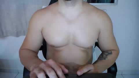 Snapshot of corolaxxl chatting on 02-26-26, 10:09 corolaxxl online show from 02-26-26, 10:09