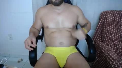 Snapshot of corolaxxl chatting on 03-10-26, 11:32 corolaxxl online show from 03-10-26, 11:32