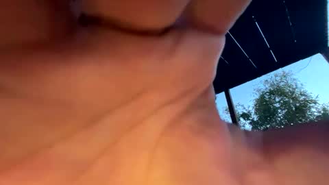 Snapshot of coronelking chatting on 01-04-25, 01:21 coronelking online show from 01-04-25, 01:21