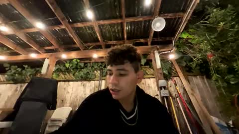 coronelking online show from 11-24-25, 04:23