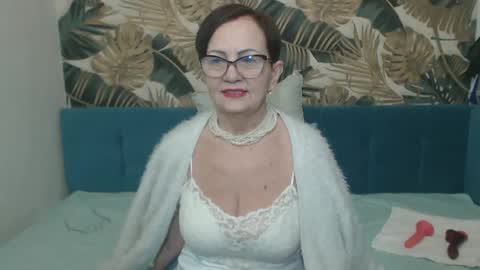 Snapshot of corssika chatting on 02-10-25, 09:15 corssika online show from 02-10-25, 09:15