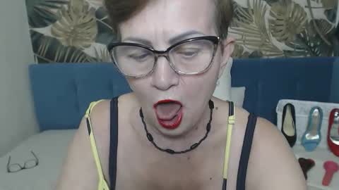 Snapshot of corssika chatting on 09-26-25, 06:23 corssika online show from 09-26-25, 06:23