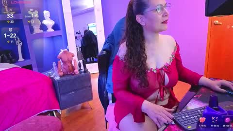 Natali online show from 10-18-25, 04:15