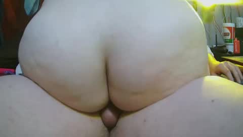 corynkayla23 online show from 10-31-25, 06:47