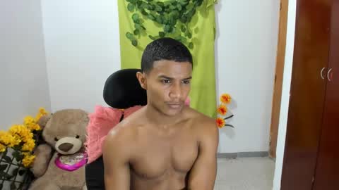 Snapshot of corzoethan chatting on 02-16-25, 11:05 Ethan online show from 02-16-25, 11:05