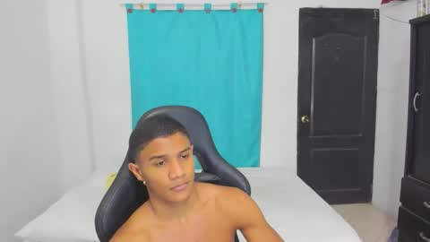 Snapshot of corzoethan chatting on 09-13-25, 12:21 Ethan online show from 09-13-25, 12:21