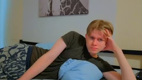 Andrew online show from 07-22-26, 04:32