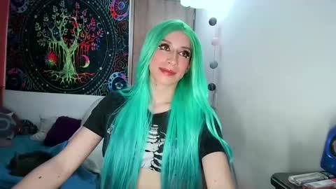 Snapshot of cosmic_crystal chatting on 01-12-25, 10:33 cosmic_crystal online show from 01-12-25, 10:33