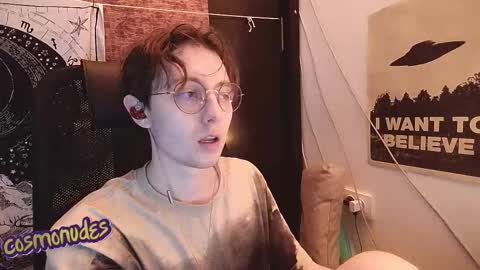 Snapshot of cosmonudes chatting on 12-21-25, 08:16 Barry online show from 12-21-25, 08:16