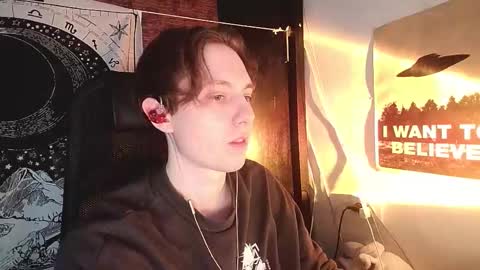 Snapshot of cosmonudes chatting on 02-07-26, 08:45 Barry online show from 02-07-26, 08:45