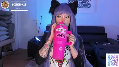 Dollie  online show from 04-13-26, 01:38