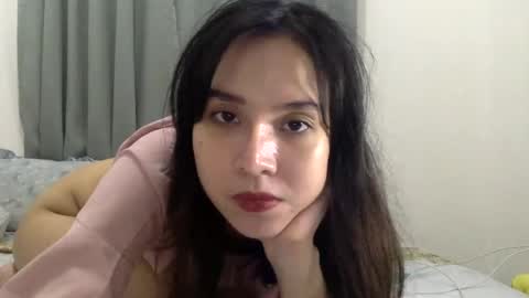 Liz Gwyneth Charlota online show from 06-19-26, 03:05