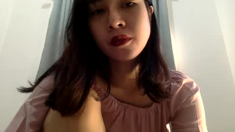 Liz Gwyneth Charlota online show from 06-26-26, 02:16