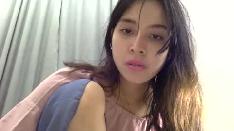 Liz Gwyneth Charlota online show from 07-17-26, 06:35